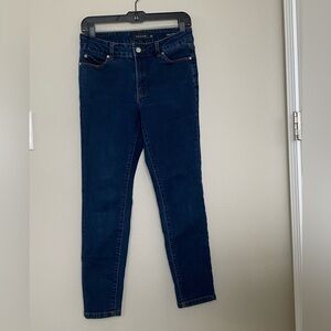 Women’s Size 6 Tahari Skinny Jeans
